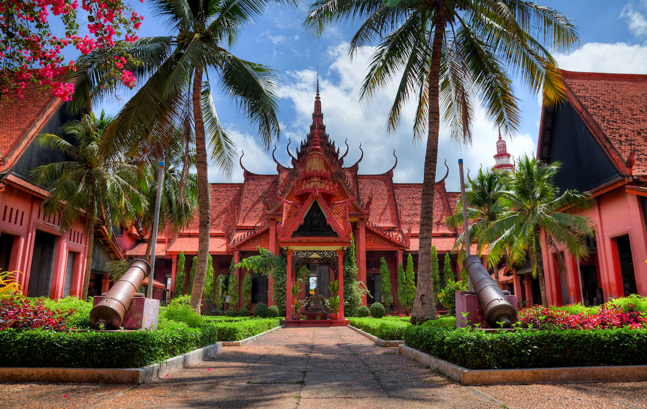 1280 Garden inside National Museum in Phnom Penh shutterstock 30714577