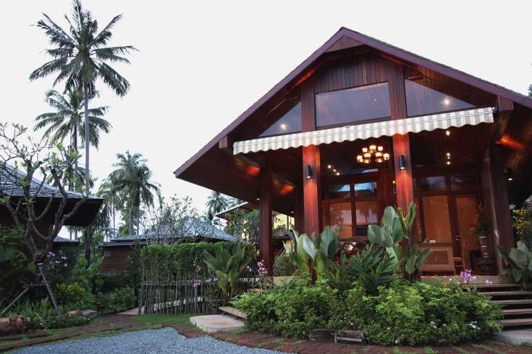 770 Gajapuri Reception Building