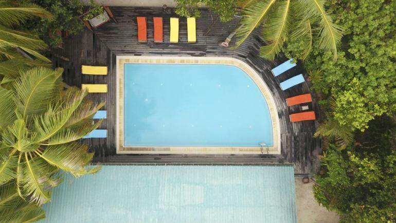 770 Malediven Rheeti Beach DJI 0341 1024x576 1024x576 Kopie