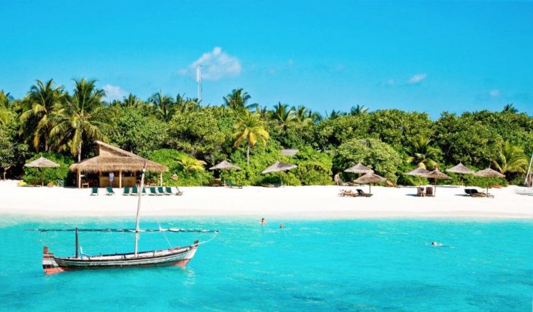 770 Malediven Rheeti Beach fb beach bar 5 1200x701 1024x598 1024x598 Kopie