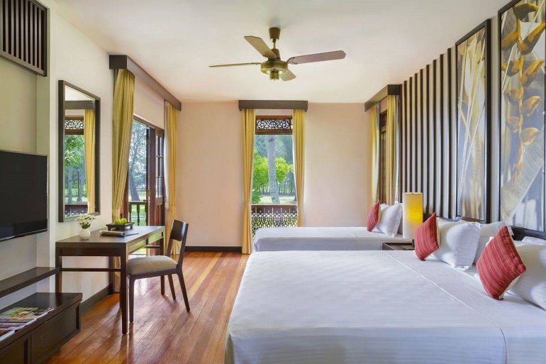 770 Meritius Pelangi pbl beachfront family room 8115 501 1200x800