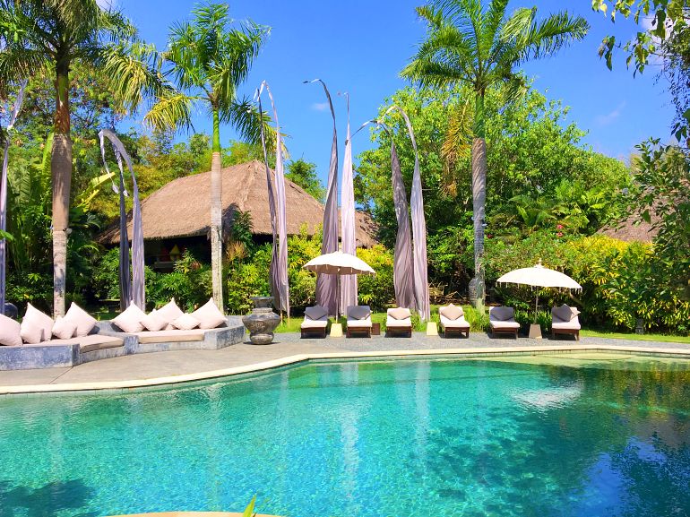 770 Villa Mathis Umalas 20171009 062013300 iOS