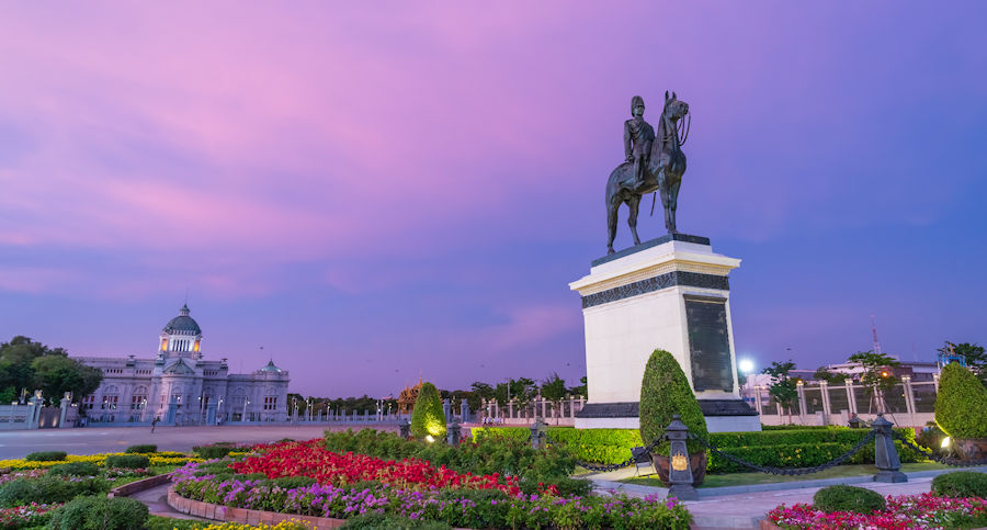 900 Royal Dusit Palace king Chulalongkorn Rama V AdobeStock 347493923