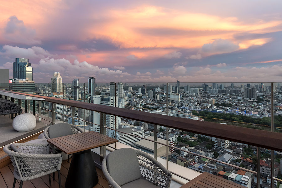 900 Sunset View