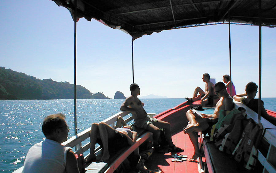 900 im Slow Boat unterwegs PB140152