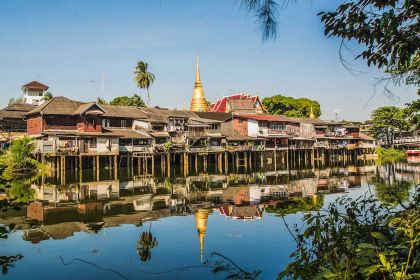 1280 Chantaboon Ansicht vom Wasser