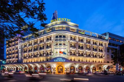 1280 Majestic Saigon aussen