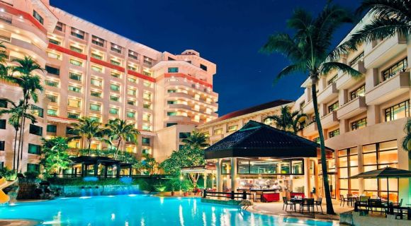 1280 Paradox Merchant Court Hotelbuilding