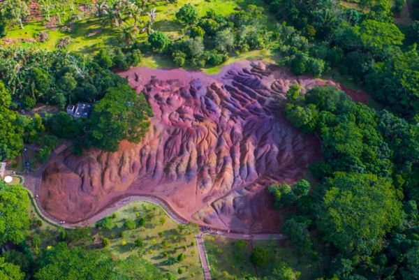 800 Seven Coloured Earths Mauritius shutterstock 1204085551