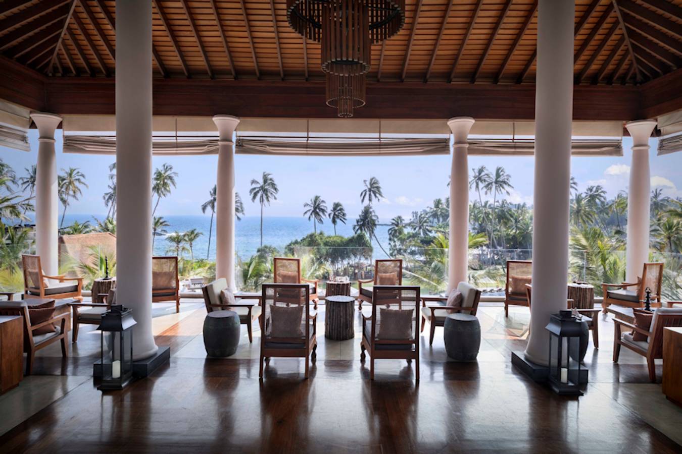 new900 Lobby View Lounge 4344x2896